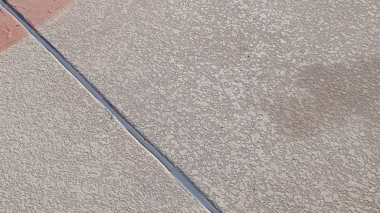 concrete-pool-deck-restoration-2--fixing-03