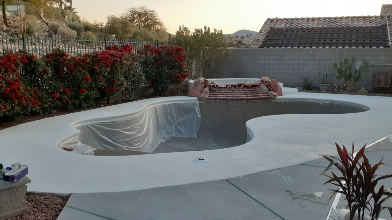 concrete-pool-deck-restoration-2--fixing-10