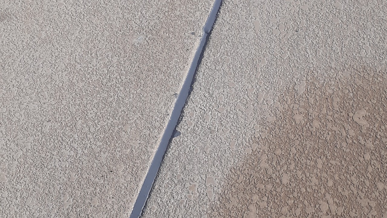 concrete-pool-deck-restoration-2--fixing-06
